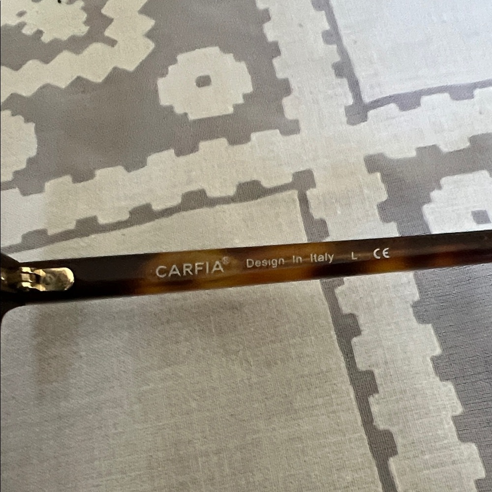 Tortoise Shell Round Sunglasses - Picture 2 of 9